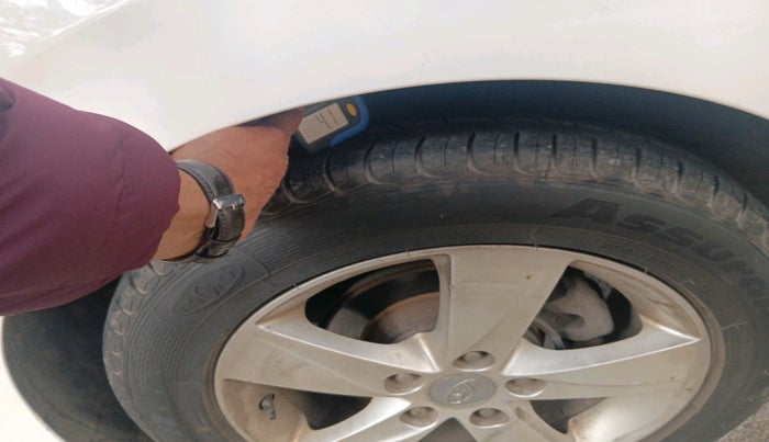 2012 Hyundai New Elantra 1.8 SX MT VTVT, Petrol, Manual, 48,540 km, tyre