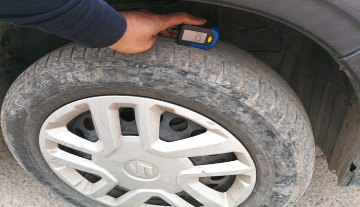 2016 Maruti Vitara Brezza VDI (O), Diesel, Manual, 67,359 km, tyre