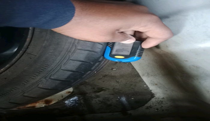 2016 Hyundai Verna 1.6 VTVT SX AT, Petrol, Automatic, 84,584 km, tyre