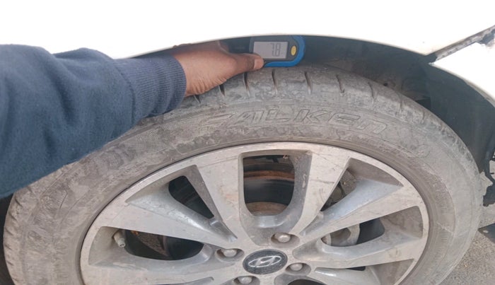 2016 Hyundai Verna 1.6 VTVT SX AT, Petrol, Automatic, 84,584 km, tyre