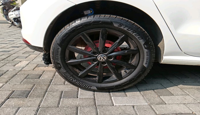 2017 Volkswagen Polo GT TSI AT, Petrol, Automatic, 81,571 km, tyre