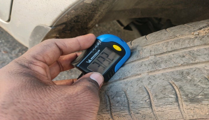 2019 Hyundai NEW SANTRO ASTA MT, Petrol, Manual, 20,330 km, tyre