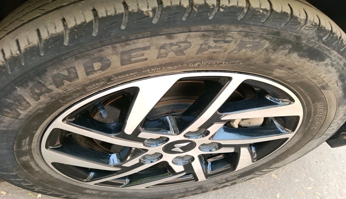 2025 Mahindra XUV 3XO AX5 1.5 Turbo Diesel, Diesel, Manual, 22,573 km, tyre