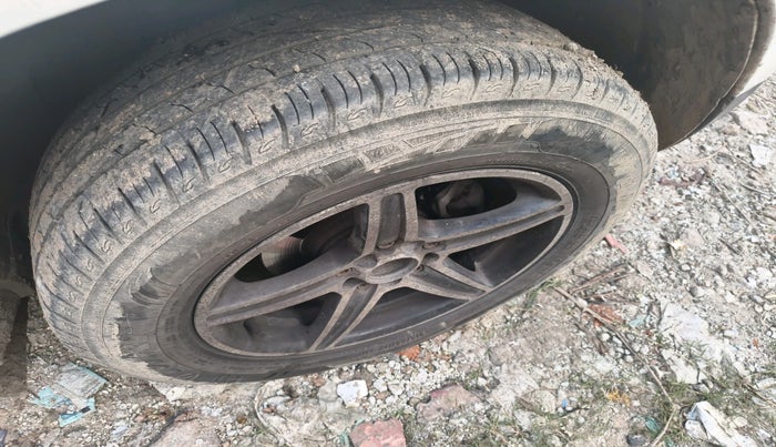 2012 Renault Duster 110 PS RXL DIESEL, Diesel, Manual, 1,12,809 km, tyre