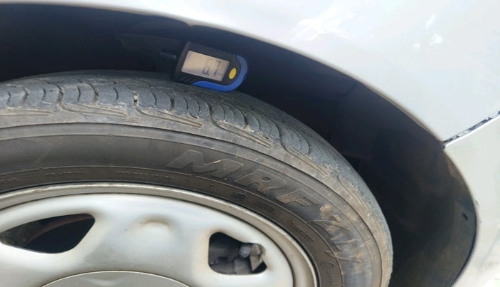 2012 Chevrolet Beat LS PETROL, Petrol, Manual, 55,589 km, tyre