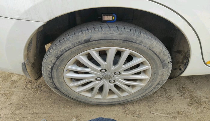 2024 Maruti Dzire ZXI CNG, Petrol, Manual, 52,832 km, tyre