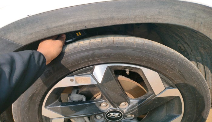 2022 Hyundai ALCAZAR 1.5 SIGNATURE (O) AT 6STR, Diesel, Automatic, 67,259 km, tyre