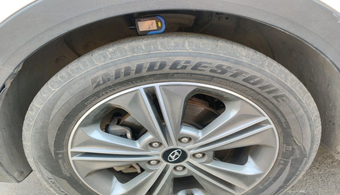 2017 Hyundai Creta SX PLUS AT 1.6 PETROL, Petrol, Automatic, 98,483 km, tyre