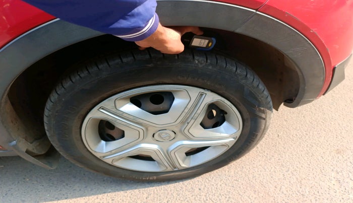 2019 Tata NEXON XM PETROL, Petrol, Manual, 80,397 km, tyre