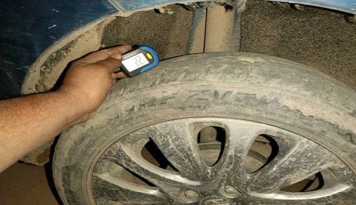 2016 Maruti Baleno ALPHA DIESEL 1.3, Diesel, Manual, 1,64,972 km, tyre