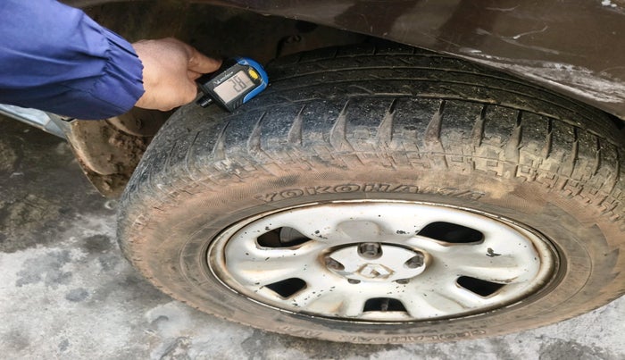 2014 Renault Duster 85 PS RXL DIESEL, Diesel, Manual, 1,51,041 km, tyre