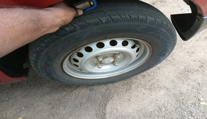 2013 Nissan Micra Active XL, Petrol, Manual, 33,990 km, tyre