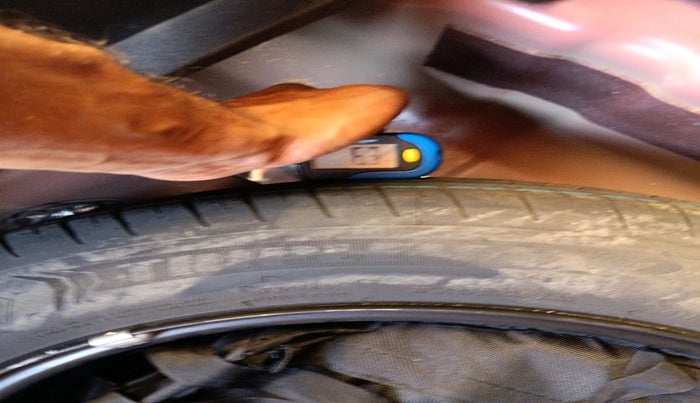 2024 Tata NEXON PURE 1.5 DIESEL, Diesel, Manual, 55,371 km, tyre