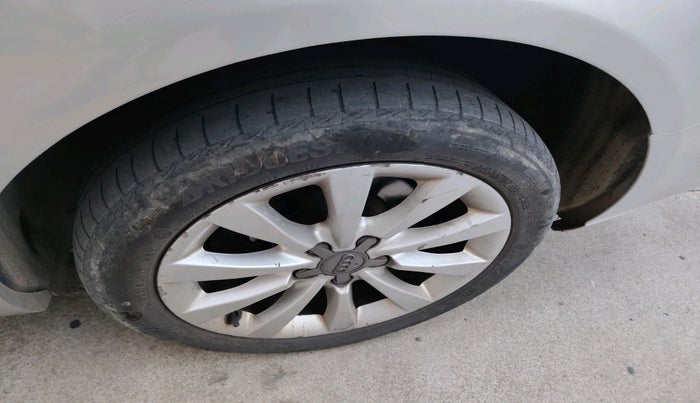 2013 Audi A6 2.0 TDI PREMIUM, Diesel, Automatic, 85,141 km, tyre