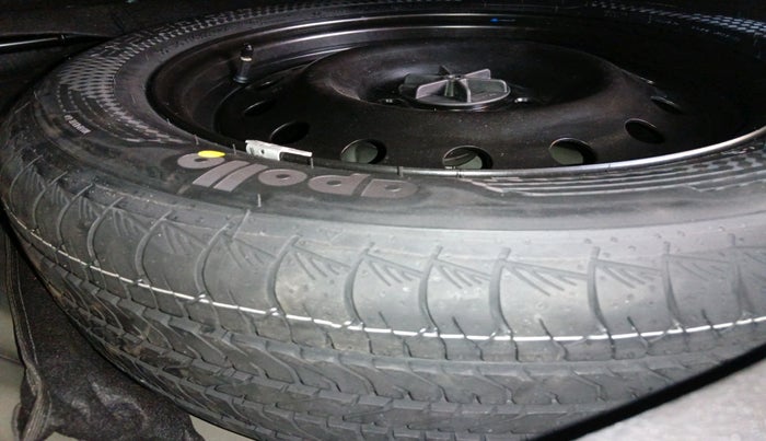 2023 Maruti Grand Vitara ALPHA SMART HYBRID AT, Petrol, Automatic, 1,398 km, tyre