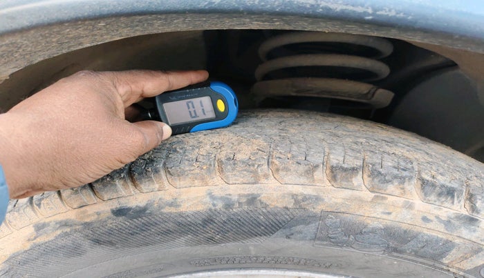 2012 Volvo XC 90 D5 AWD, Diesel, Automatic, 1,15,749 km, tyre