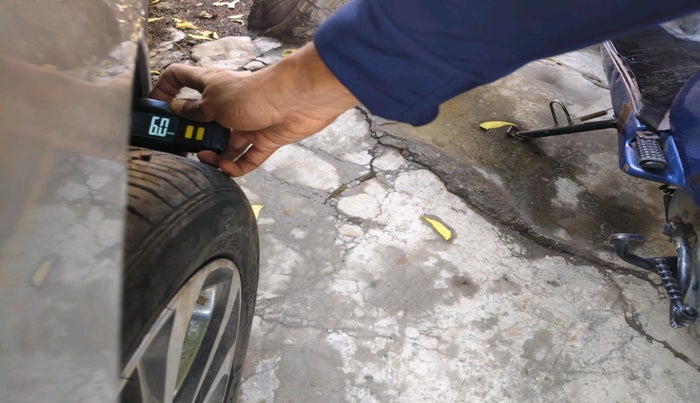 2014 Hyundai Xcent SX 1.1 CRDI (O), Diesel, Manual, 73,823 km, tyre