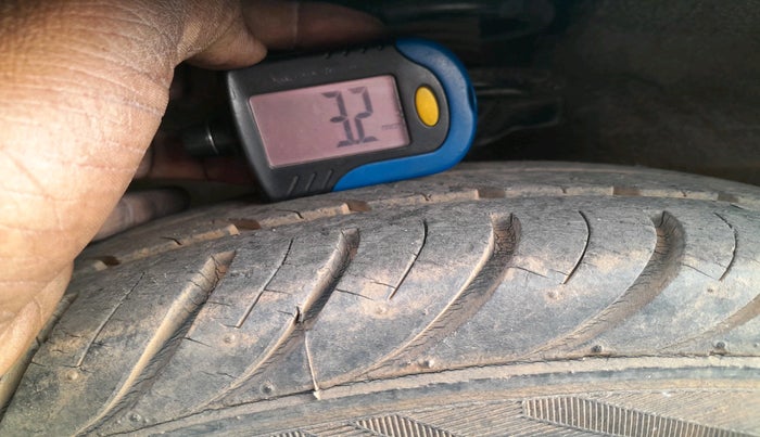 2012 Hyundai Santro Xing GL PLUS, Petrol, Manual, 61,224 km, tyre