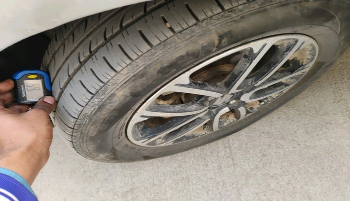 2018 Maruti Swift ZXI PLUS, Petrol, Manual, 70,230 km, tyre