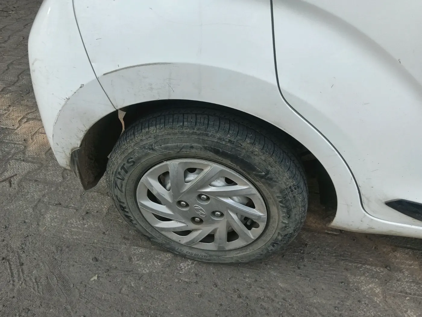 2022 Hyundai NEW SANTRO ERA EXECUTIVE, Petrol, Manual, 27,245 km, tyre