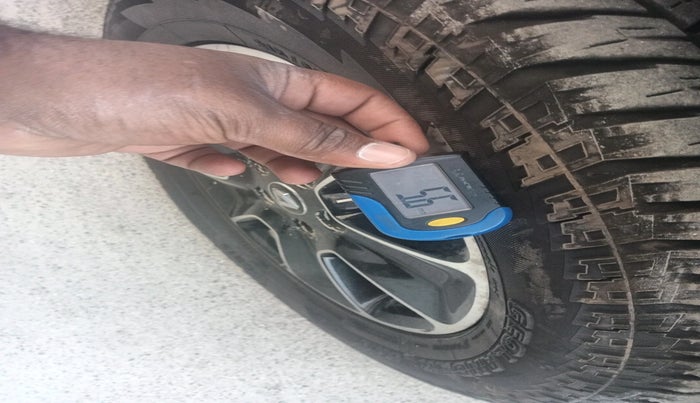 2017 Renault Duster 110 PS RXZ DIESEL, Diesel, Manual, 1,11,348 km, tyre