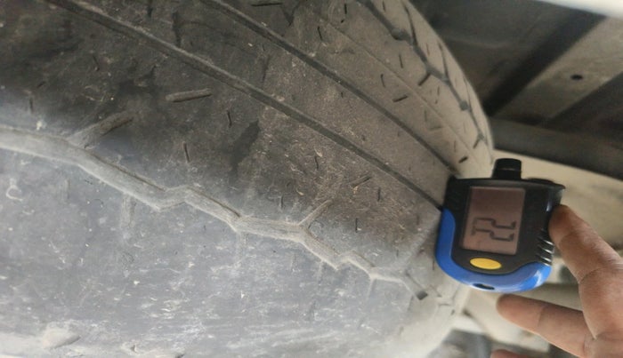 2010 Toyota Fortuner 3.0 4X4 MT, Diesel, Manual, 1,29,354 km, tyre