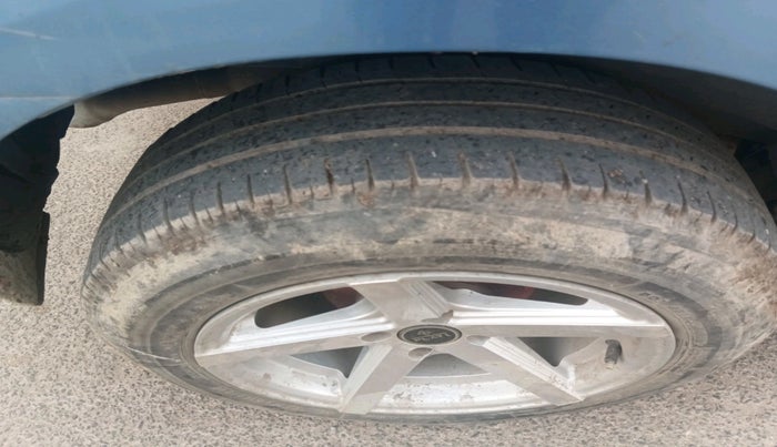 2020 Maruti New Wagon-R LXI CNG (O) 1.0, Petrol, Manual, 80,333 km, tyre