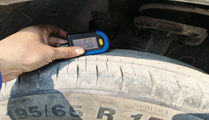 2022 Hyundai VENUE SX 1.2 PETROL, Petrol, Manual, 19,250 km, tyre