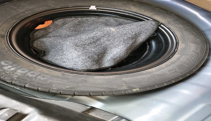 2022 Hyundai VENUE SX 1.2 PETROL, Petrol, Manual, 19,250 km, tyre