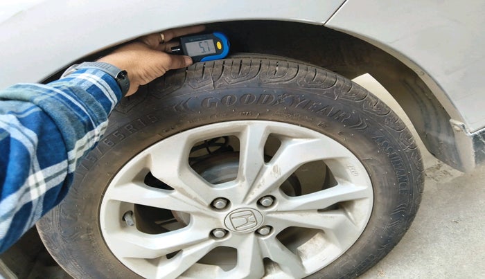 2019 Honda Amaze 1.2L I-VTEC V CVT, Petrol, Automatic, 40,015 km, tyre