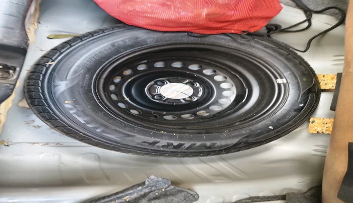 2019 Honda Amaze 1.2L I-VTEC V CVT, Petrol, Automatic, 40,015 km, tyre