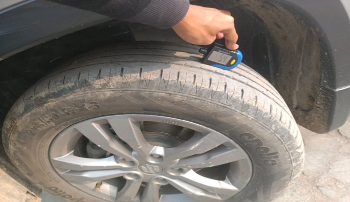 2016 Maruti Vitara Brezza ZDI, Diesel, Manual, 1,53,962 km, tyre