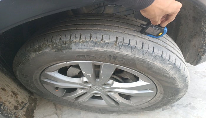 2016 Maruti Vitara Brezza ZDI, Diesel, Manual, 1,53,962 km, tyre