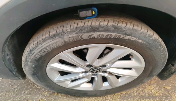 2022 Volkswagen TAIGUN HIGHLINE 1.0 TSI AT, Petrol, Automatic, 40,562 km, tyre