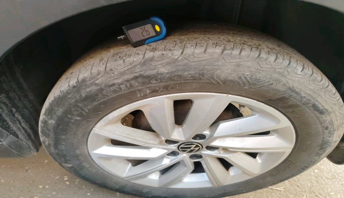 2022 Volkswagen TAIGUN HIGHLINE 1.0 TSI AT, Petrol, Automatic, 40,562 km, tyre