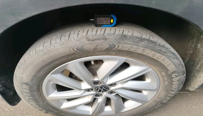 2022 Volkswagen TAIGUN HIGHLINE 1.0 TSI AT, Petrol, Automatic, 40,562 km, tyre