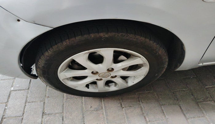 2014 Nissan Micra XV CVT, Petrol, Automatic, 83,860 km, tyre