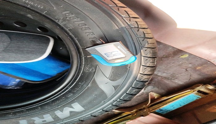 2016 Hyundai Verna FLUIDIC 4S 1.4 VTVT, Petrol, Manual, 76,331 km, tyre