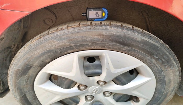 2016 Hyundai Verna FLUIDIC 4S 1.4 VTVT, Petrol, Manual, 76,331 km, tyre