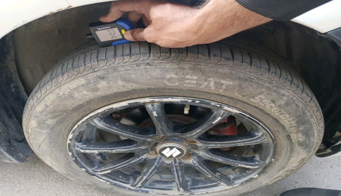 2013 Maruti Swift VXI, Petrol, Manual, 64,041 km, tyre