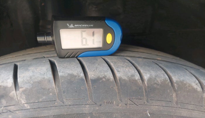 2017 Honda Jazz 1.2L I-VTEC V, Petrol, Manual, 62,370 km, tyre