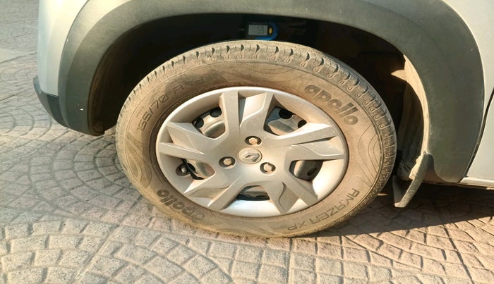 2021 Renault Kwid RXT 1.0 AMT (O), Petrol, Automatic, 6,097 km, tyre