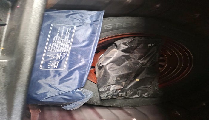 2022 Renault Kiger RXT (O) AMT, Petrol, Automatic, 11,476 km, tyre