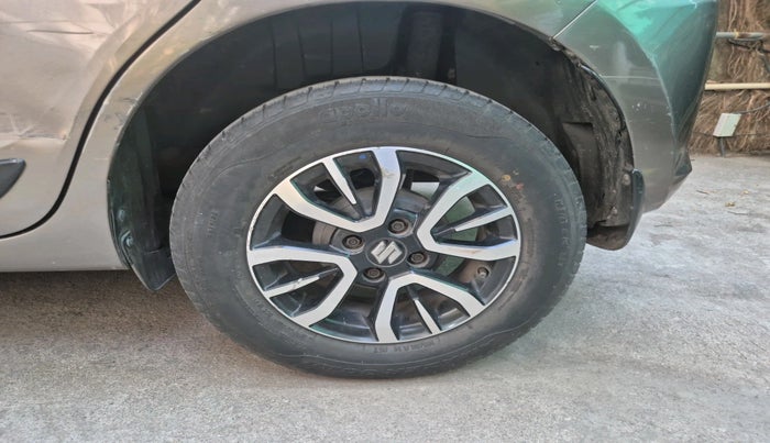 2020 Maruti Swift VXI AMT, Petrol, Automatic, 33,028 km, tyre