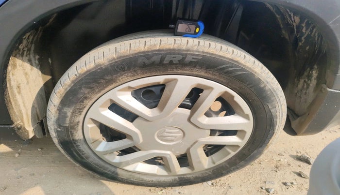 2020 Maruti Vitara Brezza VXI, Petrol, Manual, 72,038 km, tyre