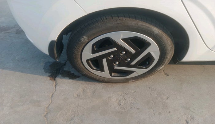 2024 Hyundai GRAND I10 NIOS MAGNA CORPORATE EDITION AMT 1.2 KAPPA VTVT, Petrol, Automatic, 1,236 km, tyre