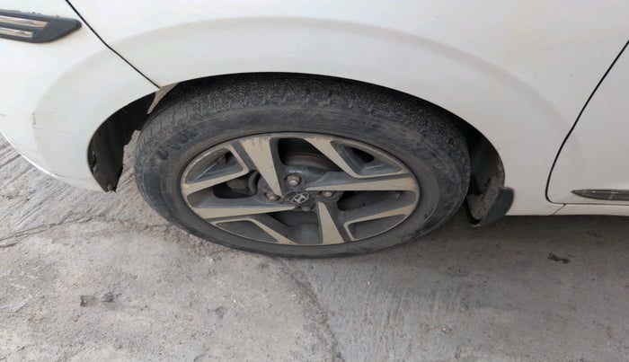 2020 Hyundai AURA SX 1.2, Petrol, Manual, 54,348 km, tyre