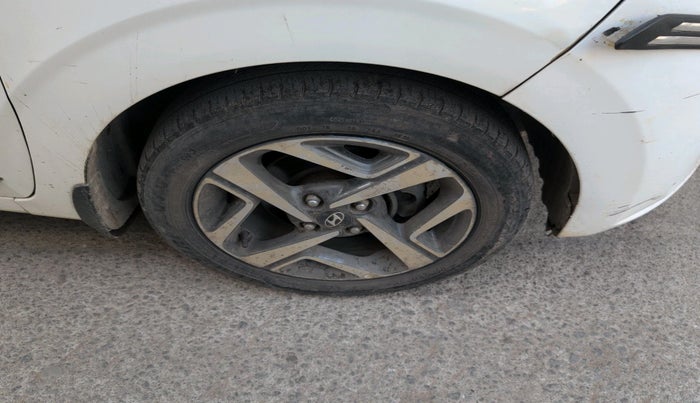 2020 Hyundai AURA SX 1.2, Petrol, Manual, 54,348 km, tyre