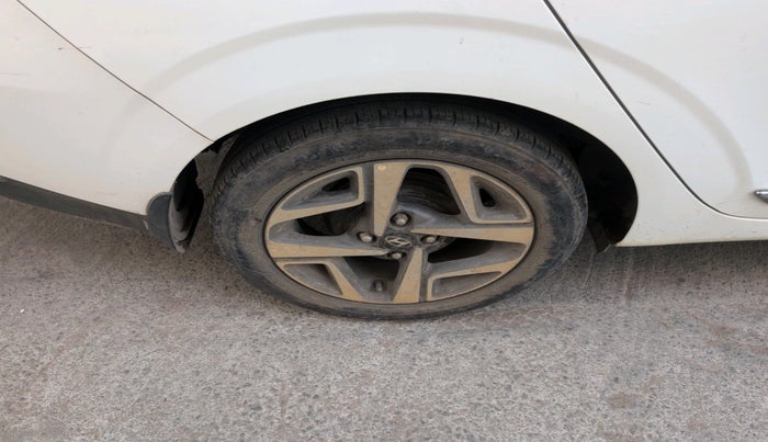 2020 Hyundai AURA SX 1.2, Petrol, Manual, 54,348 km, tyre