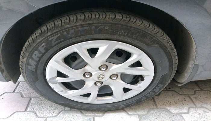 2018 Hyundai Grand i10 MAGNA 1.2 KAPPA VTVT, Petrol, Manual, 29,226 km, tyre